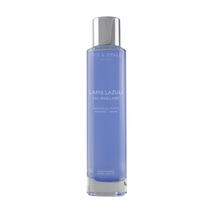 Pierre de Lapis Lazuli sur fond blanc