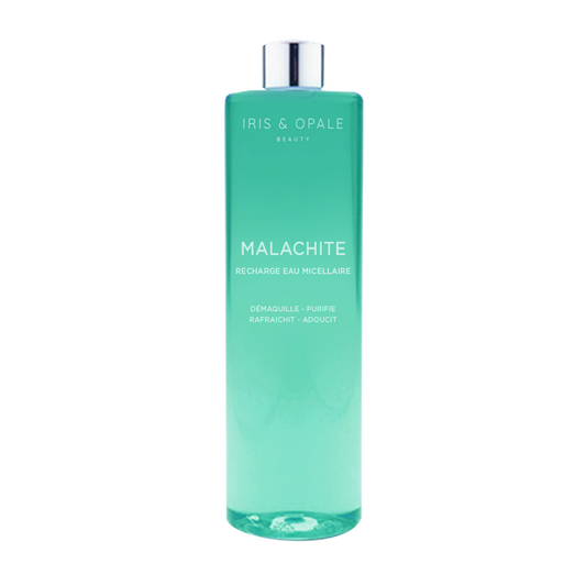 Pierre de Malachite sur fond blanc